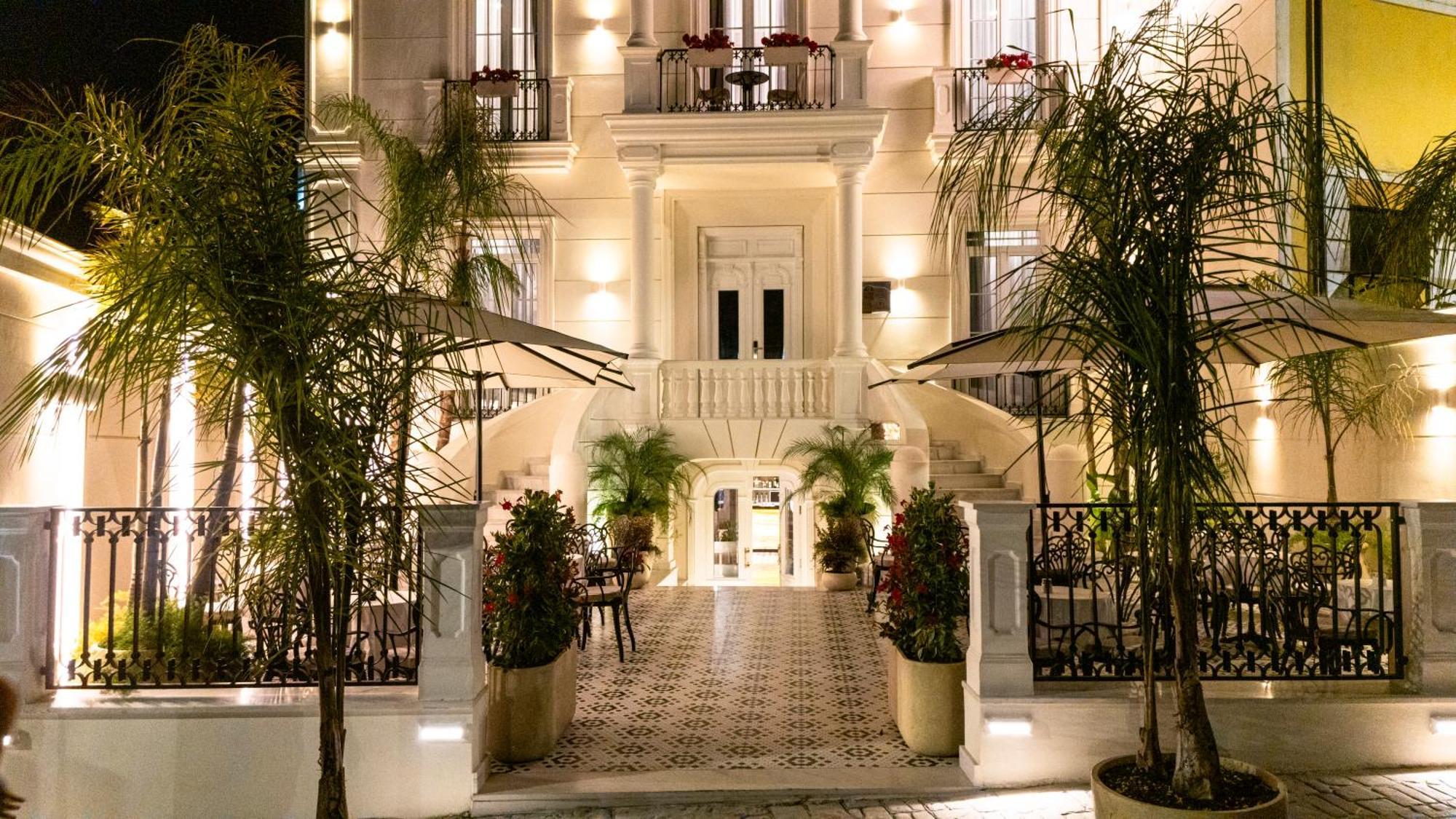 Art Gallery Boutique Hotel ドゥラス エクステリア 写真