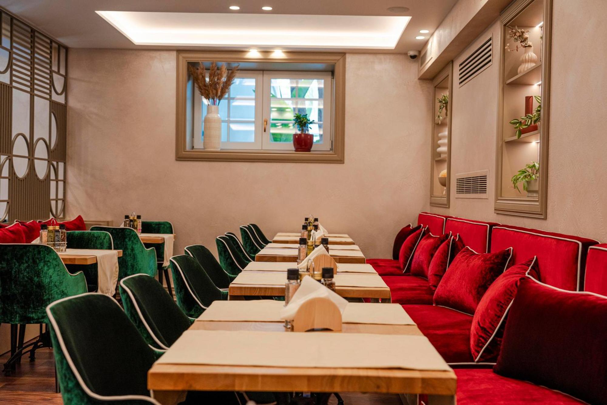 Art Gallery Boutique Hotel ドゥラス エクステリア 写真